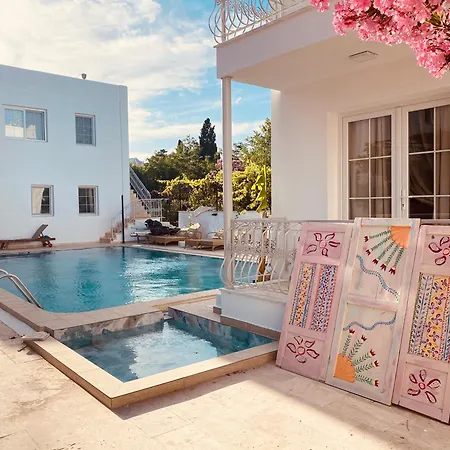 Nuran Boutique Lägenhetshotell Bodrum